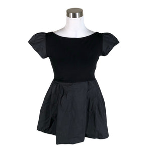 Unisex Ioanna Kourbela - Lühikeste käistega pluus, suurus 38 - Must (1)