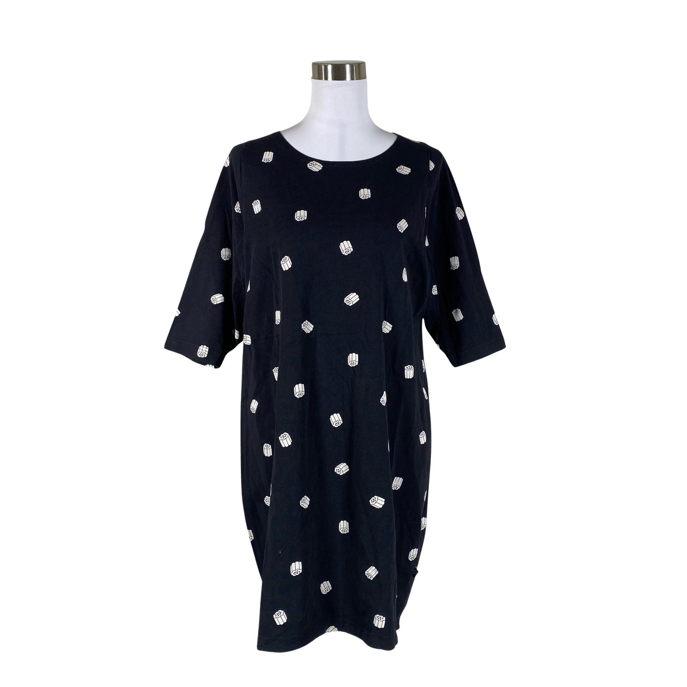 Unisex Pikkuset - Trikotaažist kleit, suurus 38 - Must (1)