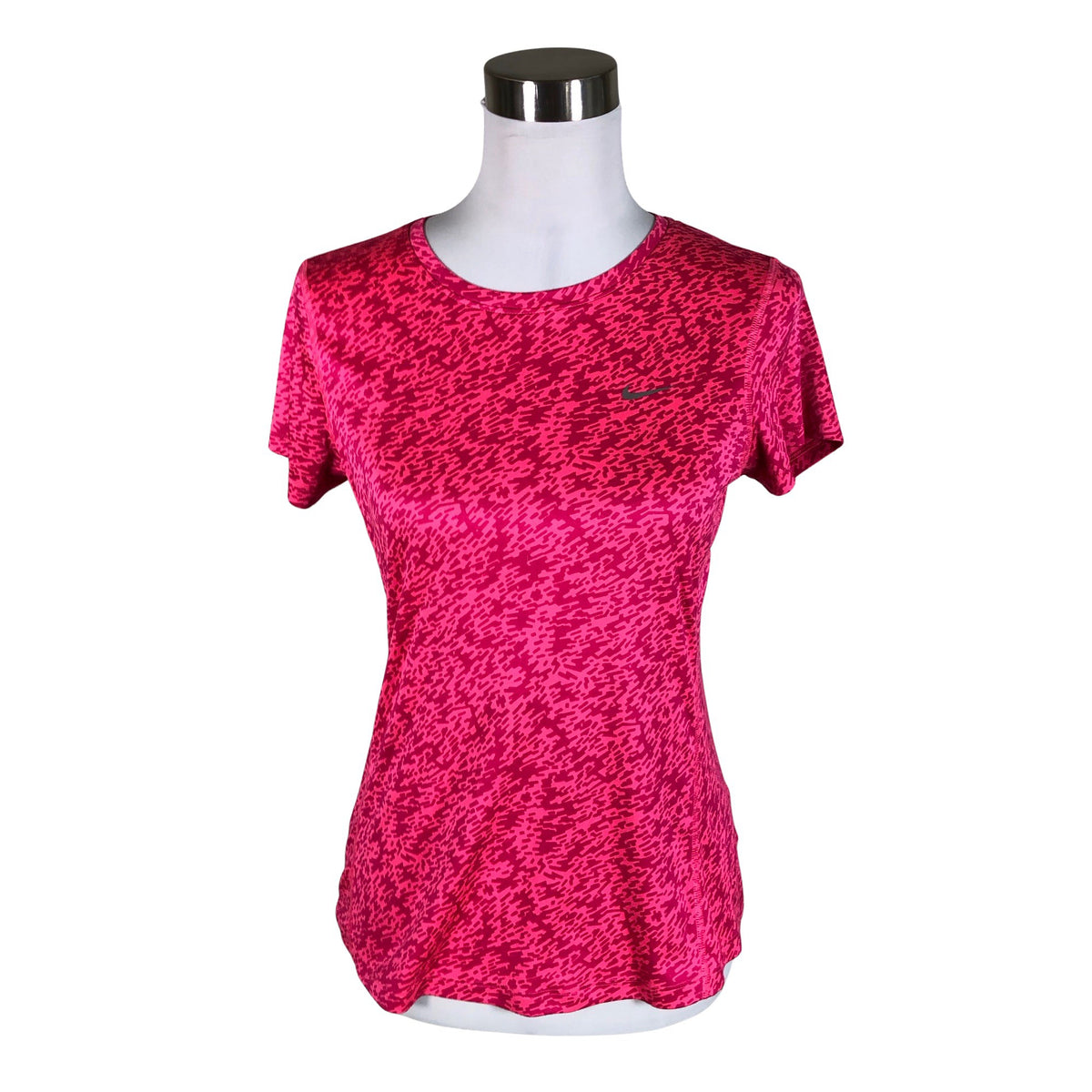Unisex Nike - Spordisärk, lühikesed käised, suurus 36 - Must (1)