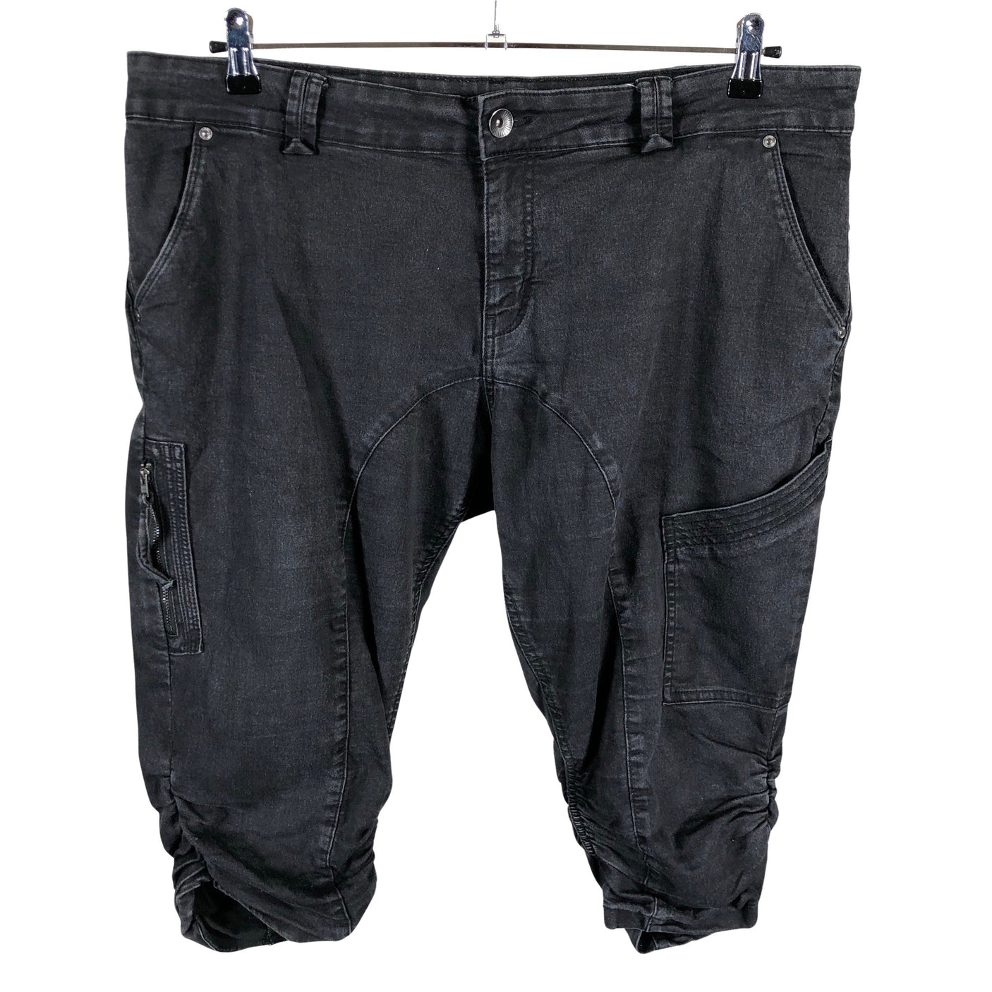 Unisex Zizzi - Teksast poolpikad püksid, suurus 48 - Must (1)