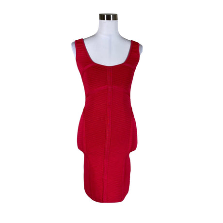 Unisex Guess - Kootud kleit, suurus 36 - Punane ()