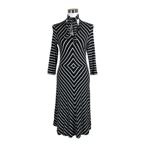 Unisex Jumperfabriken - Trikotaažist kleit, suurus 36 - Must (1)