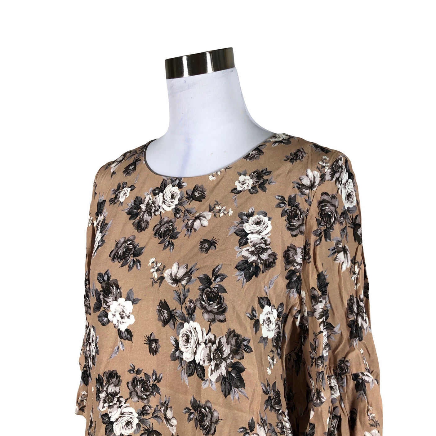 Unisex Andiata - Lühikeste käistega pluus, suurus 36 - Beige (3)