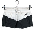Unisex Nike - Lühikesed spordipüksid, suurus 36 - Must ()