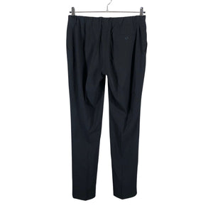 Unisex Monton - Mittevenivad püksid, suurus 40 - Must (2)