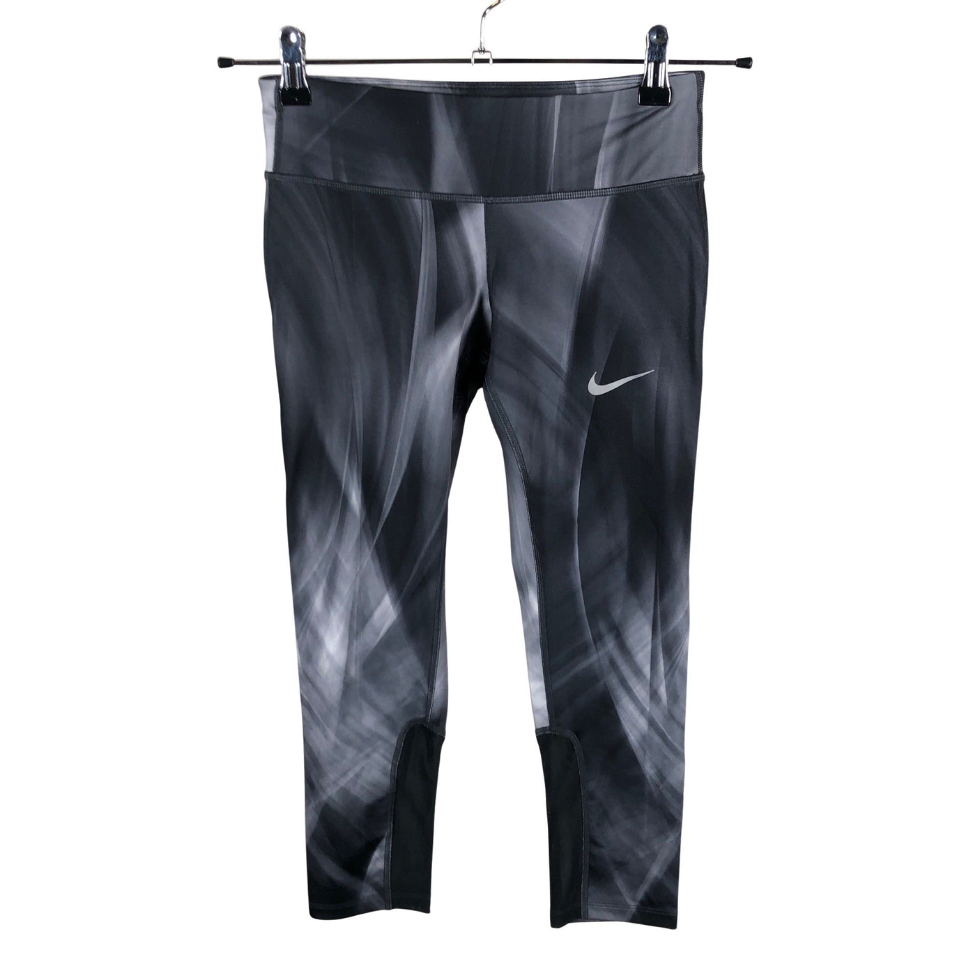 Unisex Nike - Spordiretuusid, suurus 34 - Hall (1)