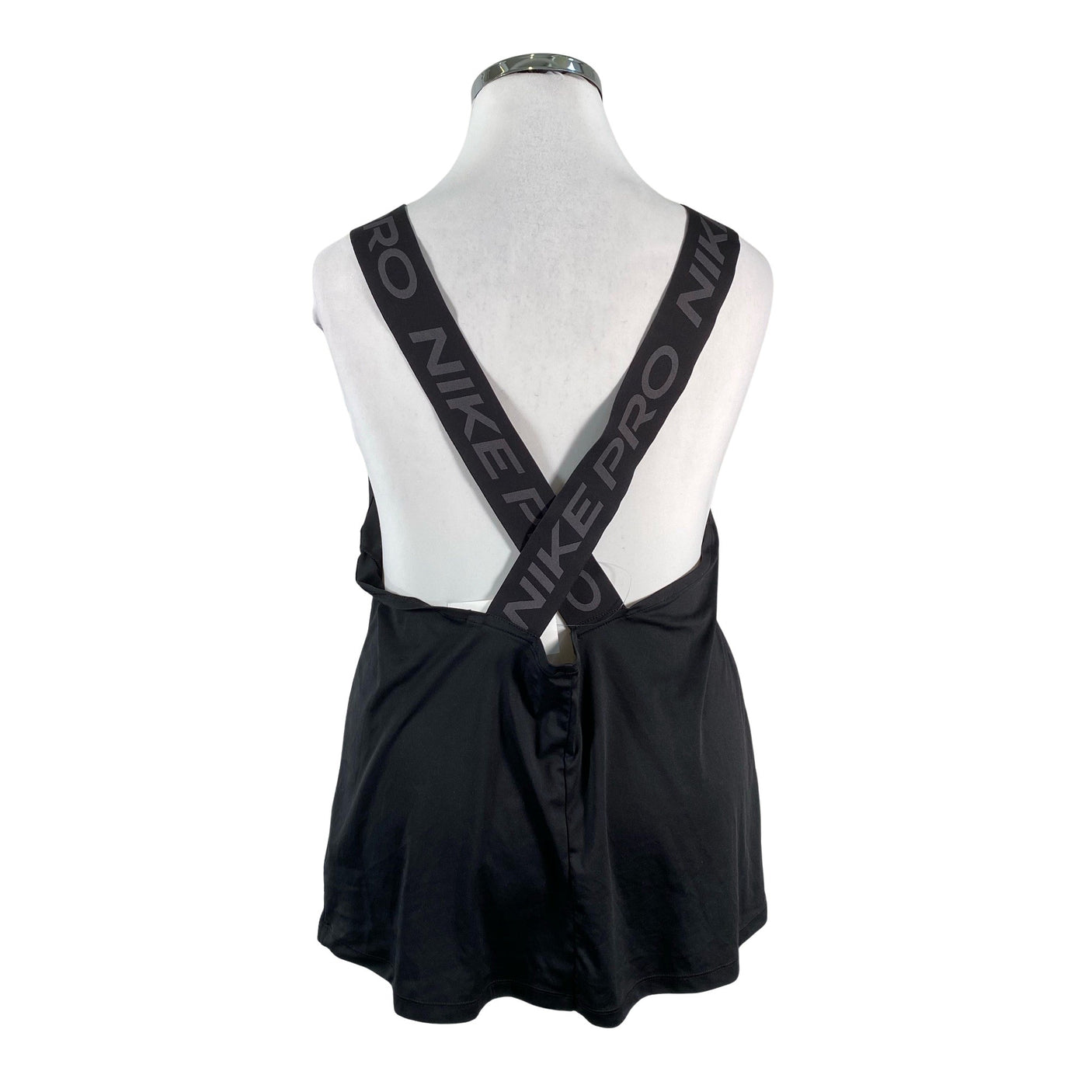 Unisex Nike - Sporditopp, suurus 42 - Must (2)