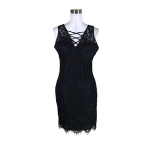 Unisex Guess - Mitteveniv kleit, suurus 40 - Must (1)