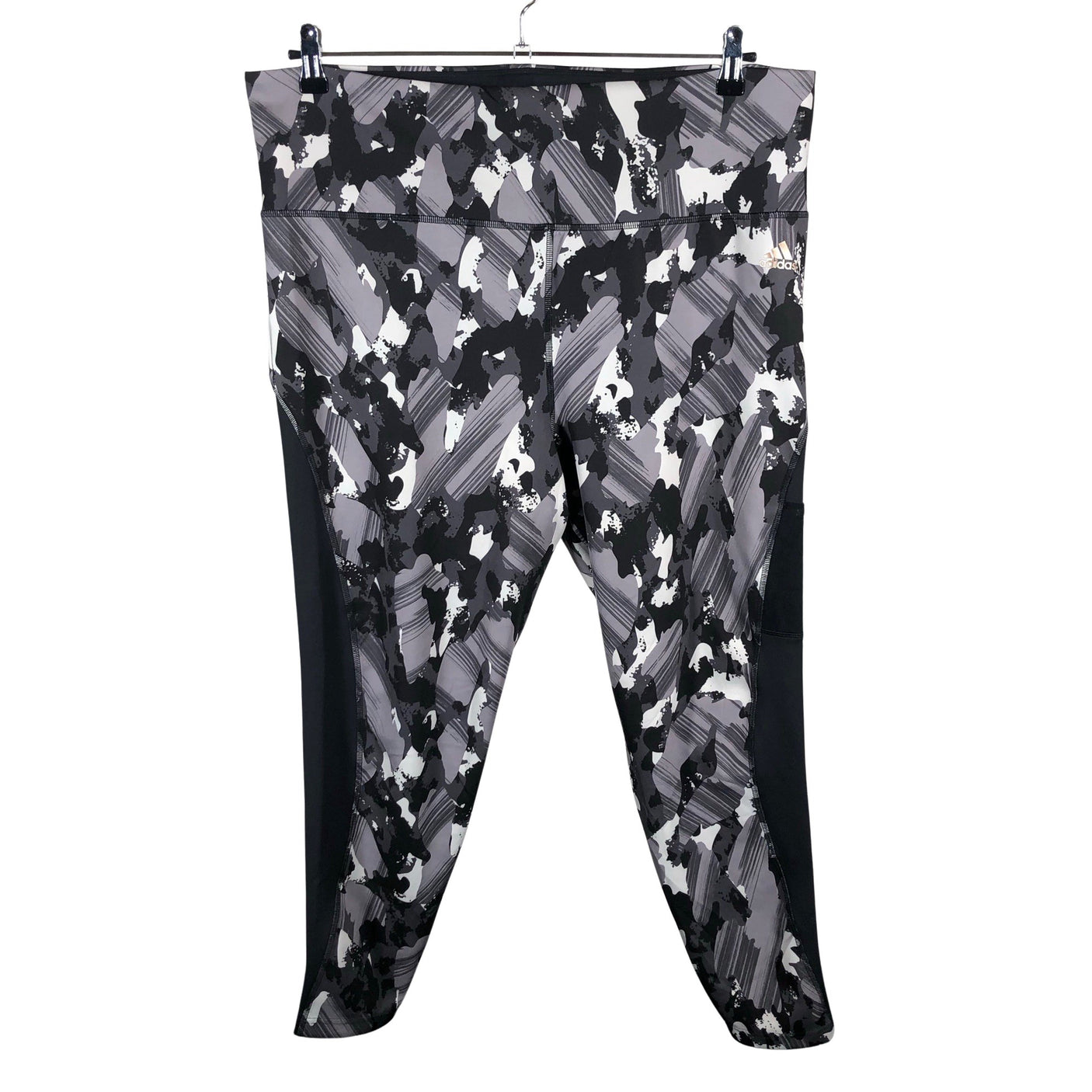 Unisex Adidas - Spordiretuusid, suurus 44 - Hall (1)