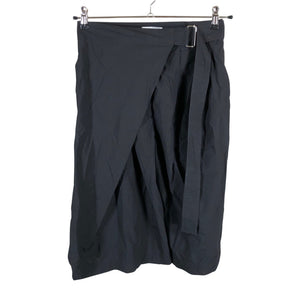 Unisex COS - Lühikesed püksid, suurus 36 - Must (1)