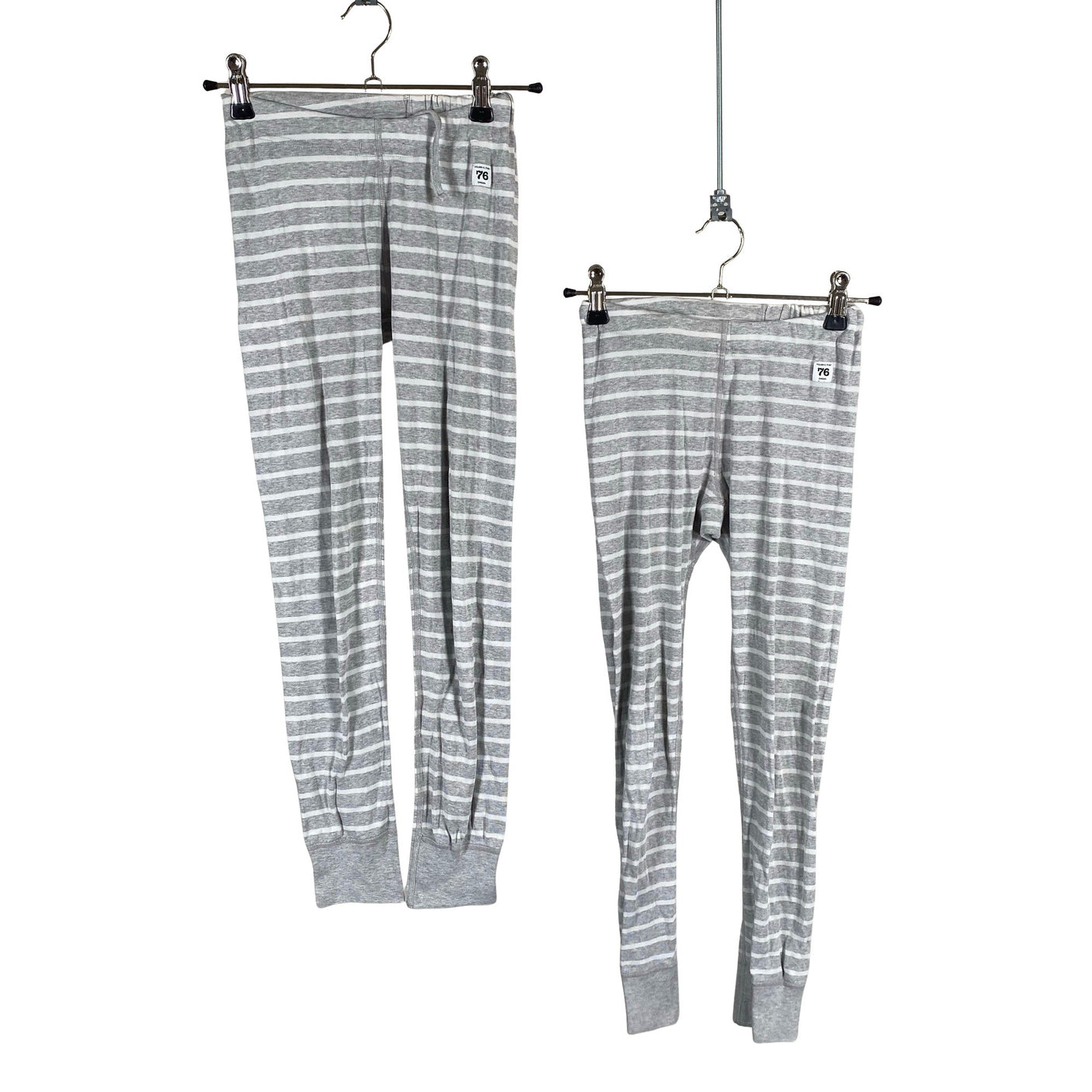 Unisex Polarn O. Pyret - Trikotaažist püksid, suurus 122 - 128 - Hall (1)