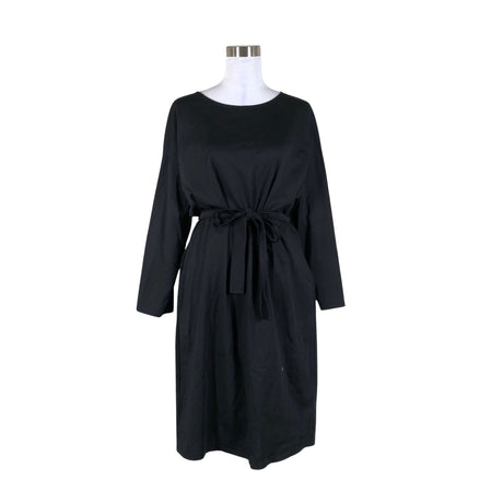 Unisex Nike - Sisespordijalanõud, suurus 38 - Punane ()