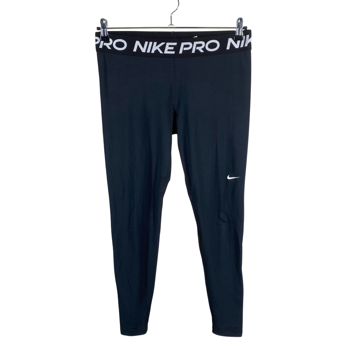 Unisex Nike - Spordiretuusid, suurus 42 - Must (1)