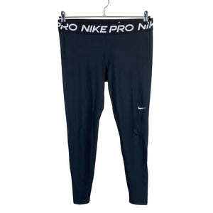 Unisex Nike - Spordiretuusid, suurus 42 - Must (1)