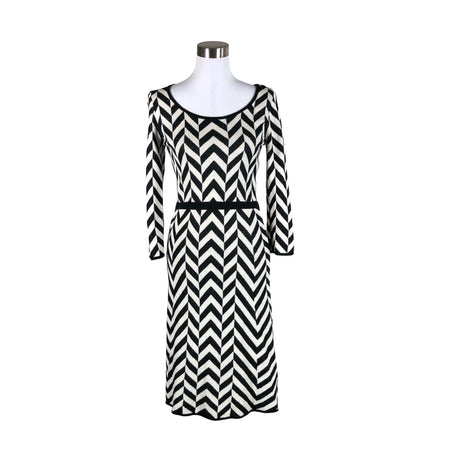 Unisex Esprit - Kootud kleit, suurus 36 - Must ()