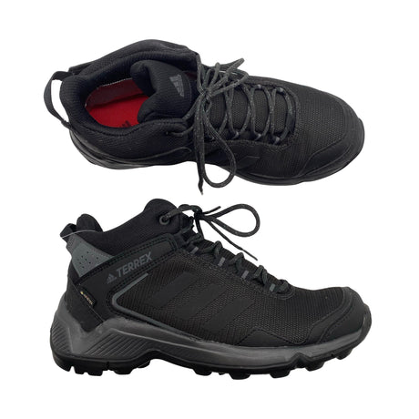 Unisex Adidas - Matkatossud, suurus 40 - Must ()