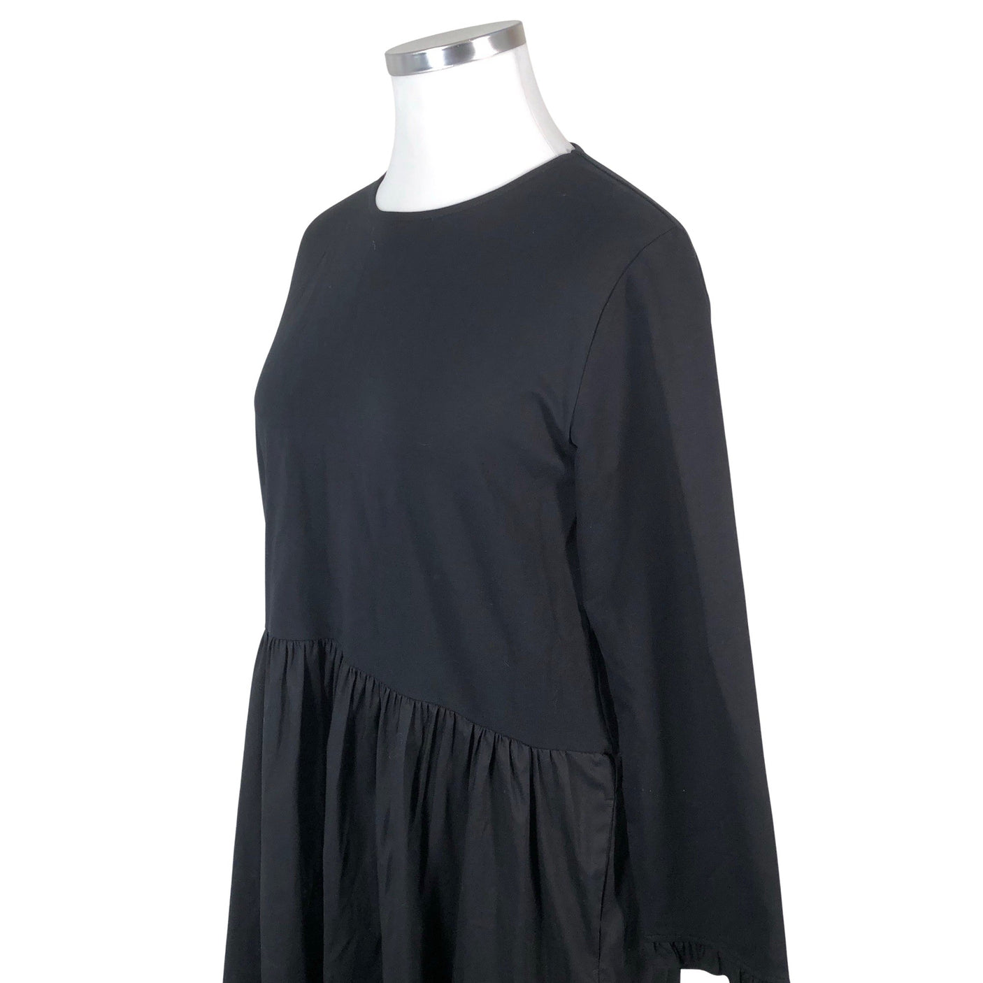 Unisex Kuusama - Mitteveniv kleit, suurus 42 - Must (3)