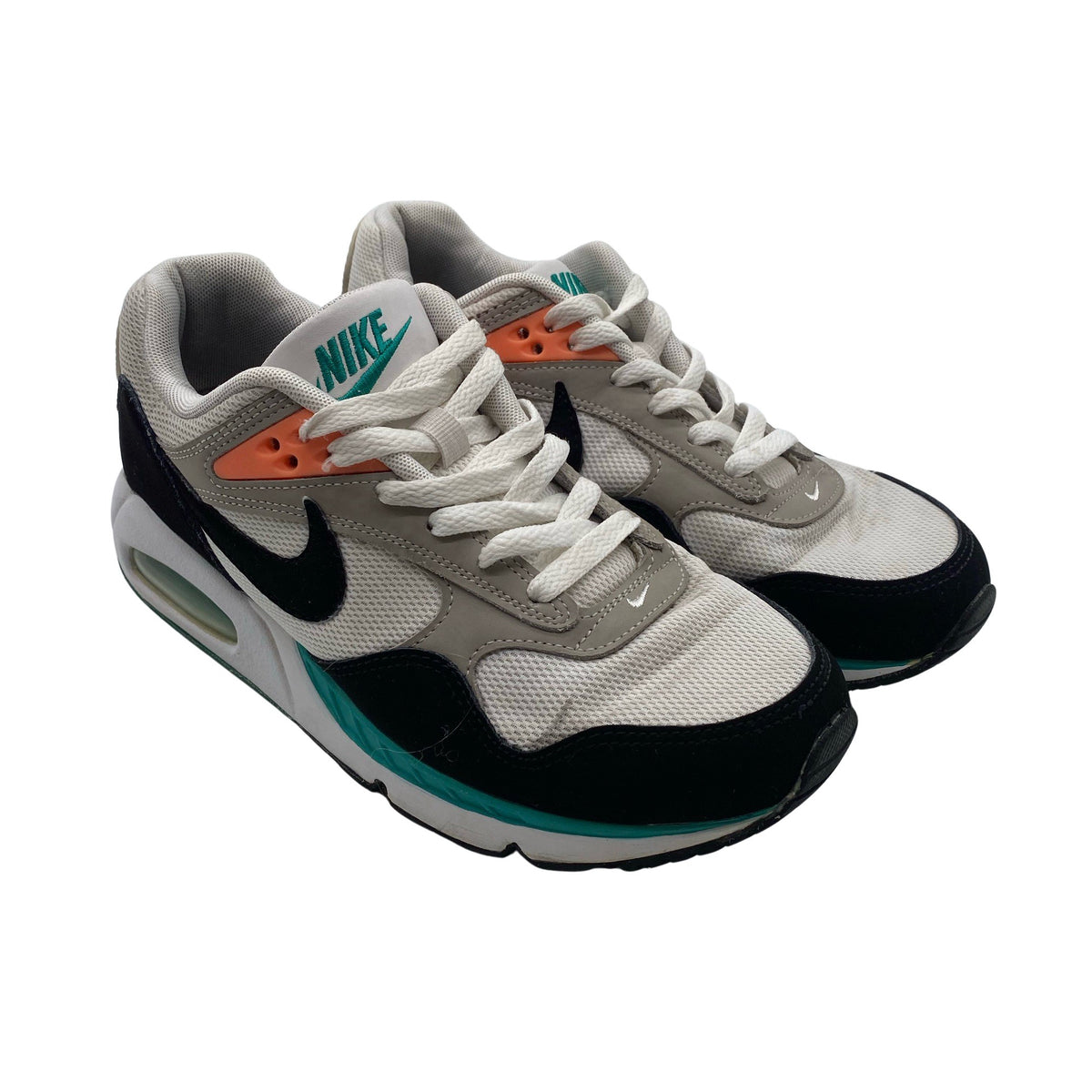 Unisex Nike - Tossud, suurus 39 - Valge (2)