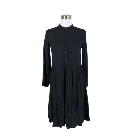 Unisex Metsola - Mitteveniv kleit, suurus 34 - Must ()