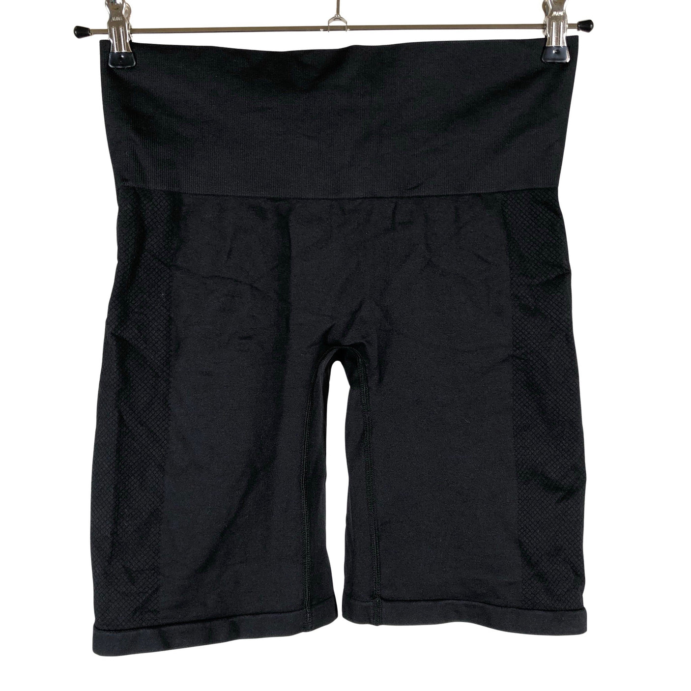 Unisex Stay in place - Lühikesed spordipüksid, suurus 42 - Must (1)