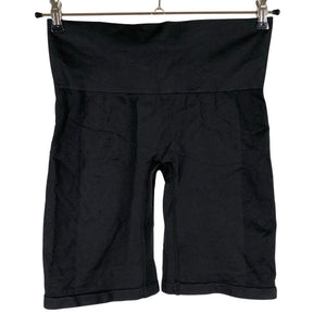 Unisex Stay in place - Lühikesed spordipüksid, suurus 42 - Must (1)