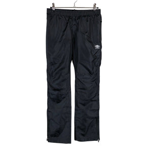Unisex Umbro - Õuepüksid, suurus 146 - 152 - Must (1)