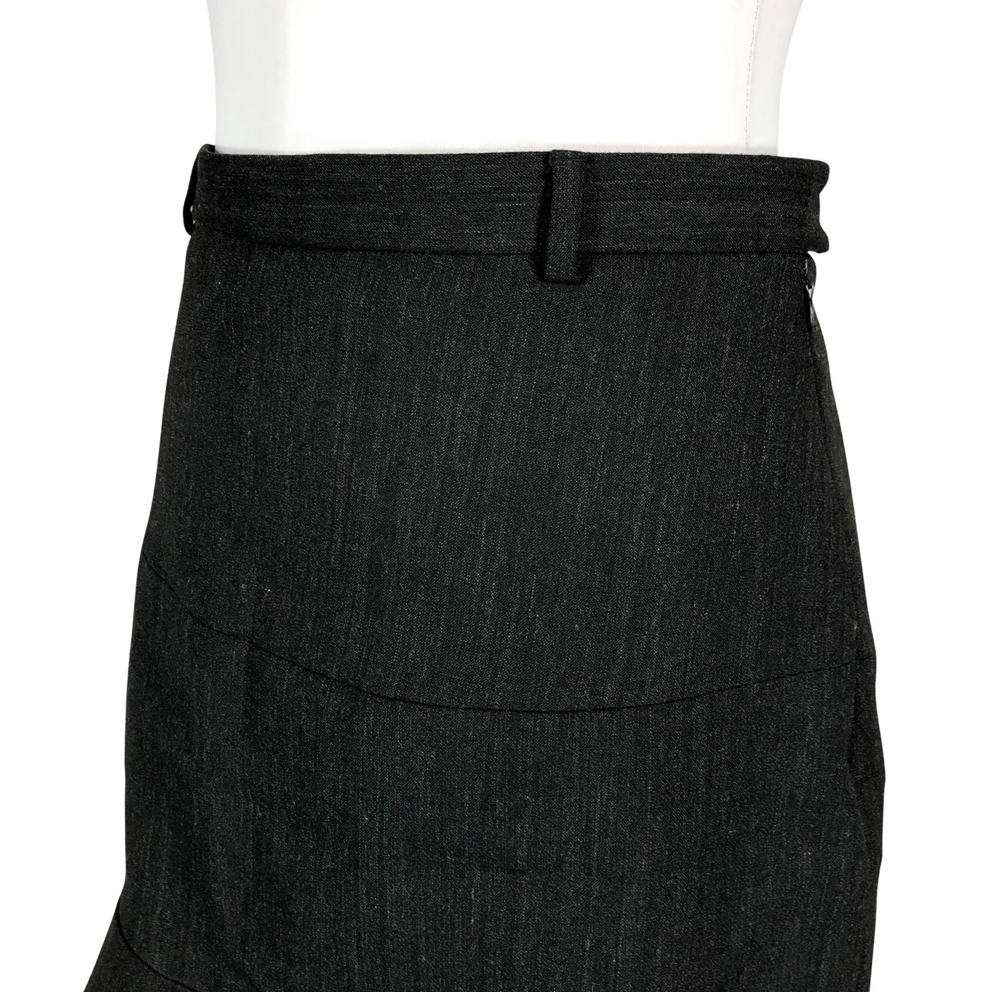 Unisex Tiger of Sweden - Mitteveniv seelik, suurus 38 - Hall (3)