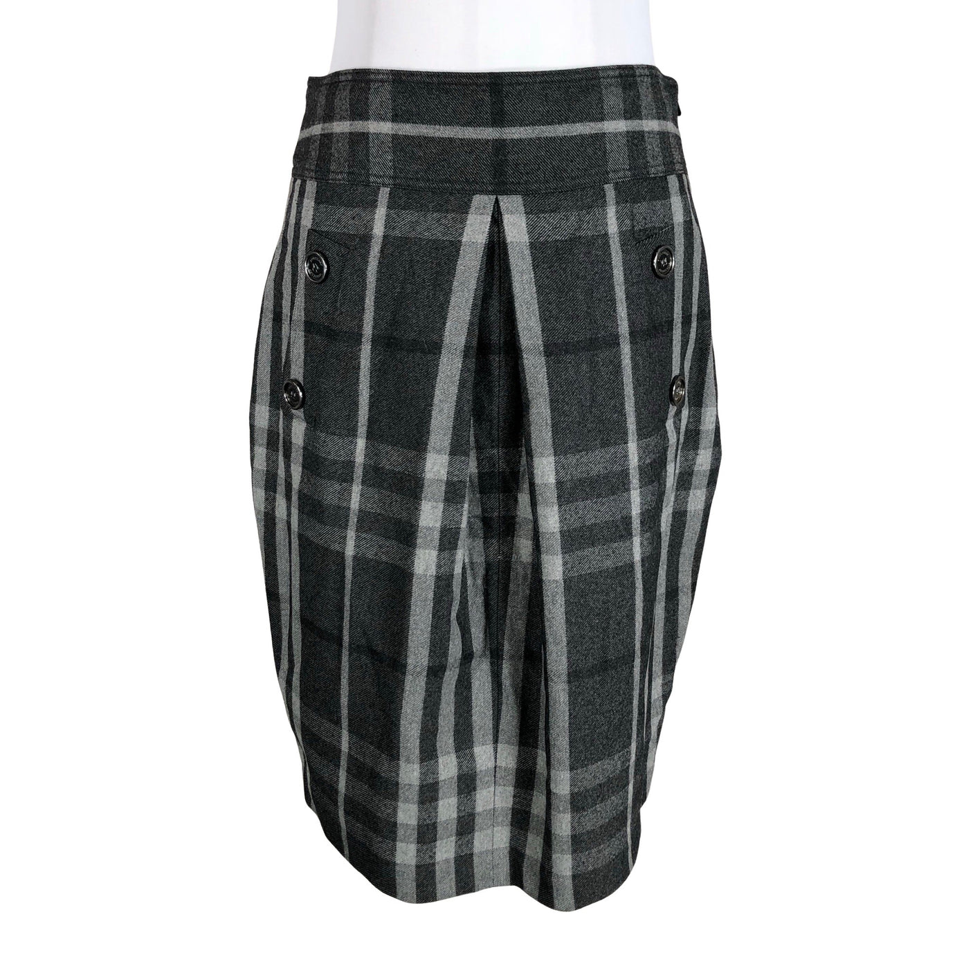 Unisex Burberry - Mitteveniv seelik, suurus 38 - Hall (1)