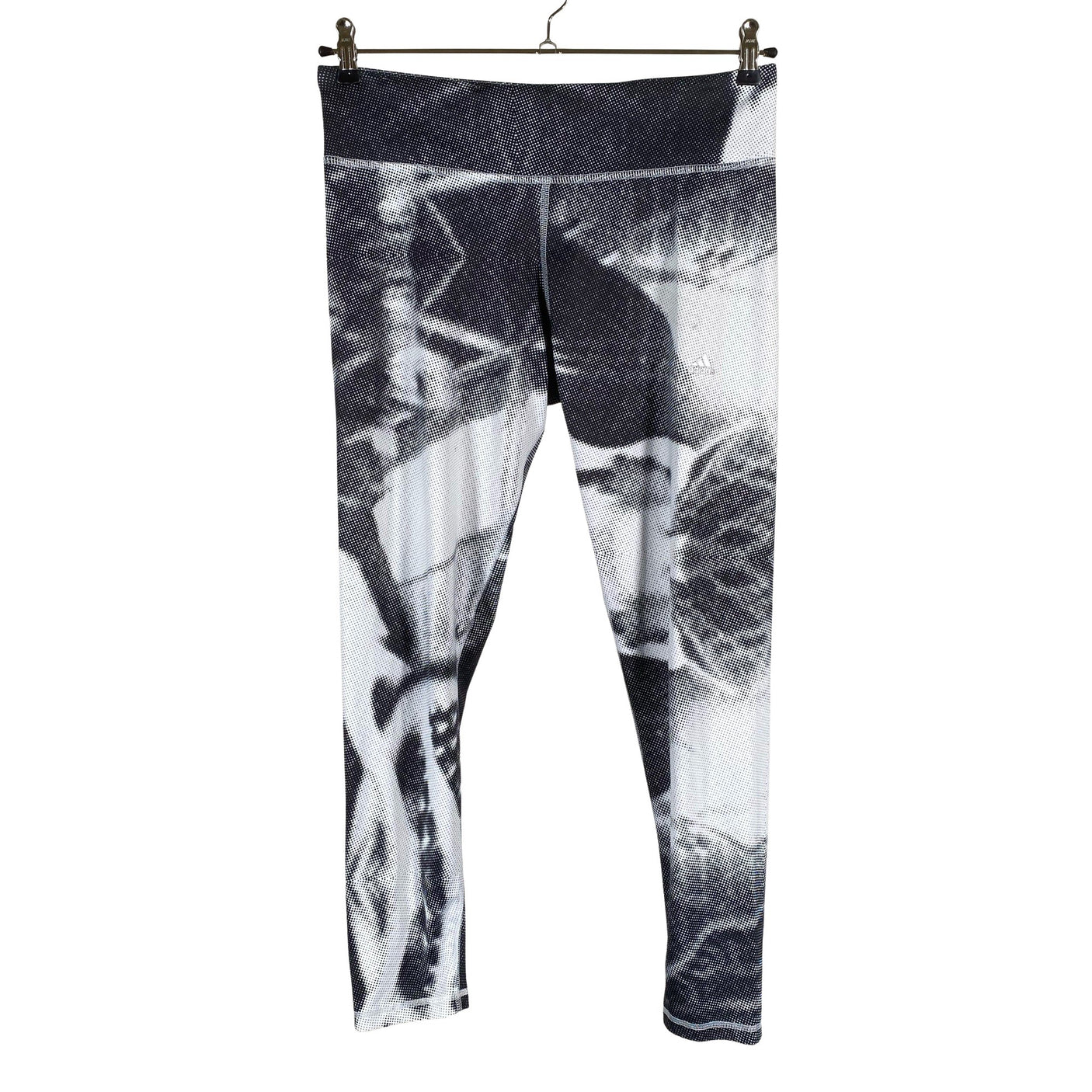Unisex Adidas - Spordiretuusid, suurus 42 - Must (1)