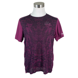 Unisex Nike - Spordisärk, lühikesed käised, suurus L - Lilla (1)
