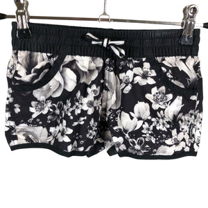 Unisex Molo Kids - Lühikesed püksid, suurus 98 - 104 - Must (1)