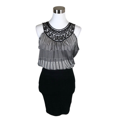 Unisex Bebe - Pliiatskleit, suurus 36 - Must ()