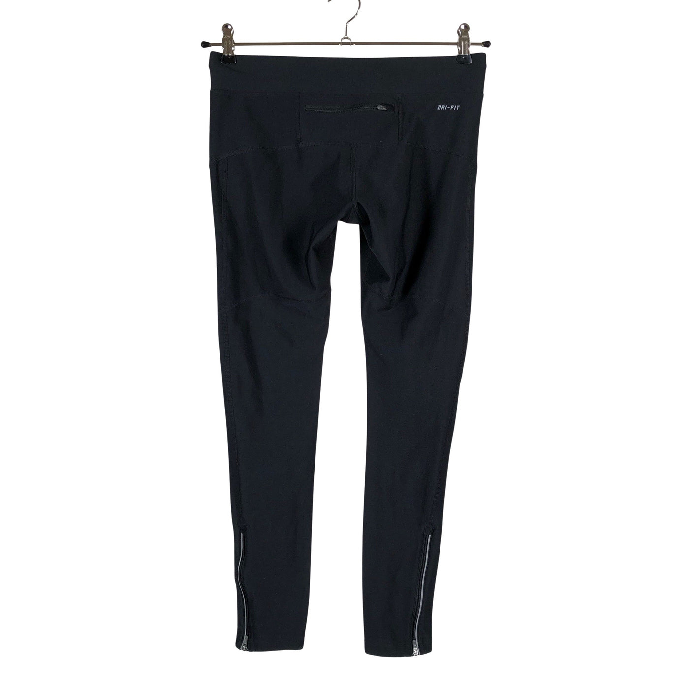 Unisex Nike - Spordiretuusid, suurus 38 - Must (2)