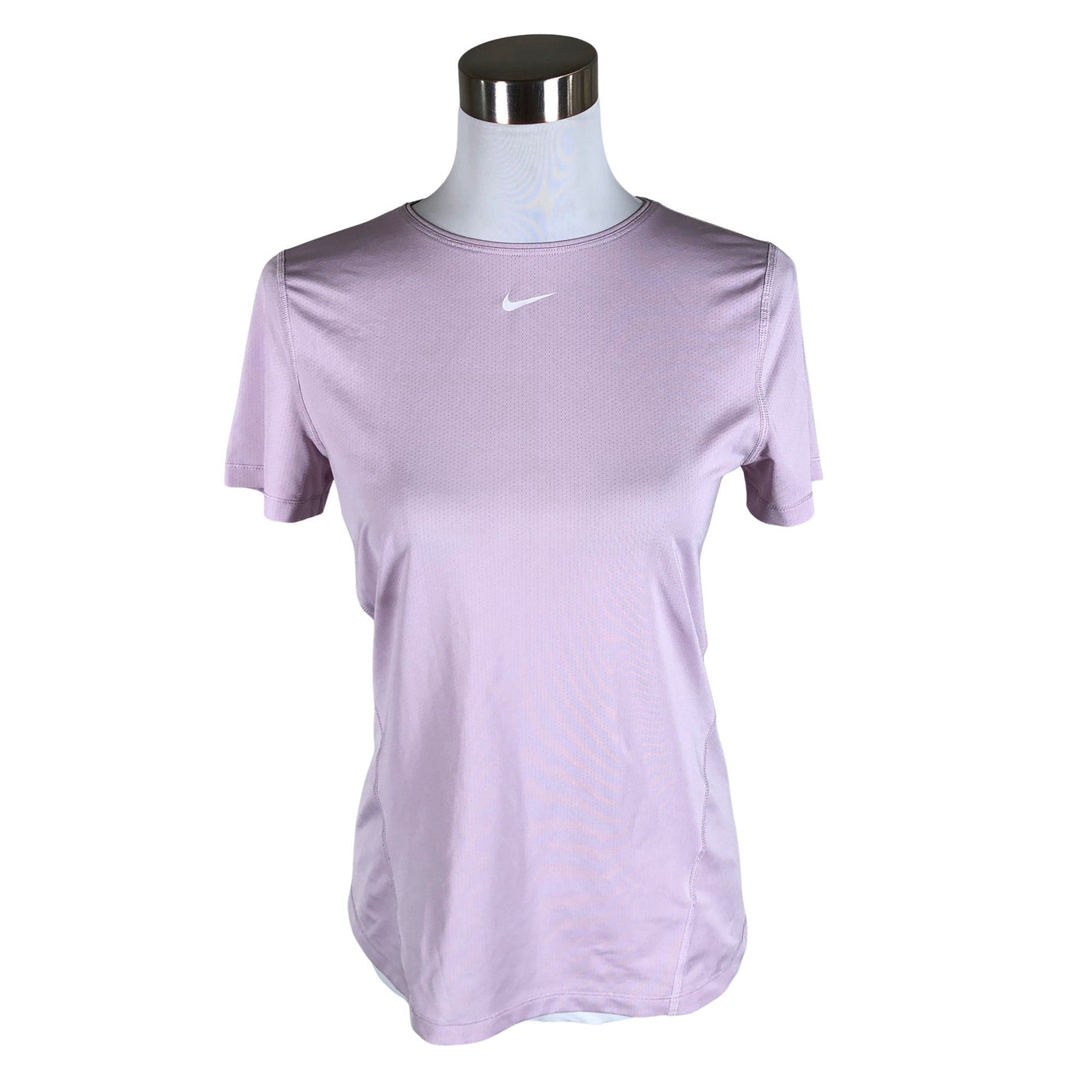 Unisex Nike - Spordisärk, lühikesed käised, suurus 38 - Lilla (1)