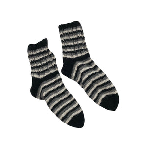 Unisex Handmade - Villased sokid, suurus 34 - Must (1)