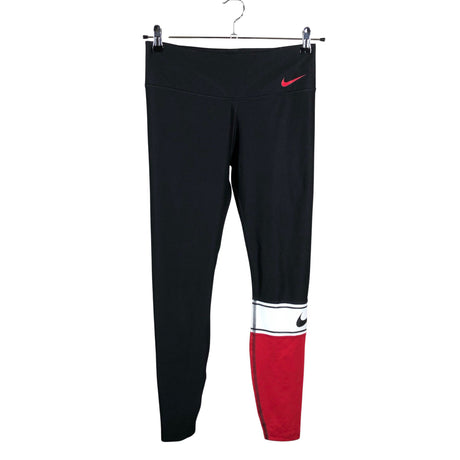 Unisex Nike - Spordiretuusid, suurus 38 - Must ()