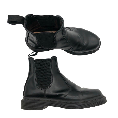 Unisex Dr. Martens - Poolsaapad, suurus 38 - Must ()