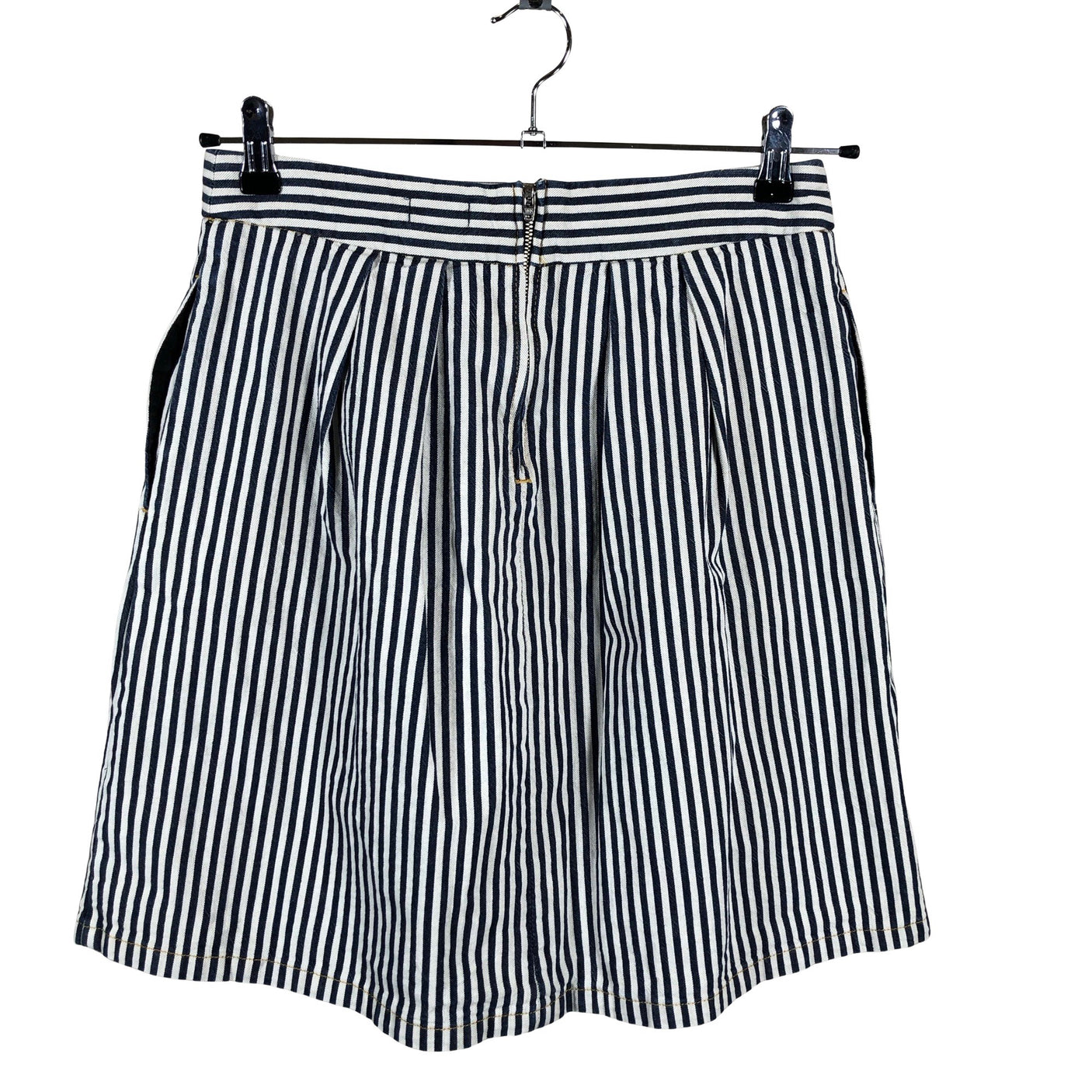 Unisex Benetton - Teksaseelik, suurus 38 - Valge (2)