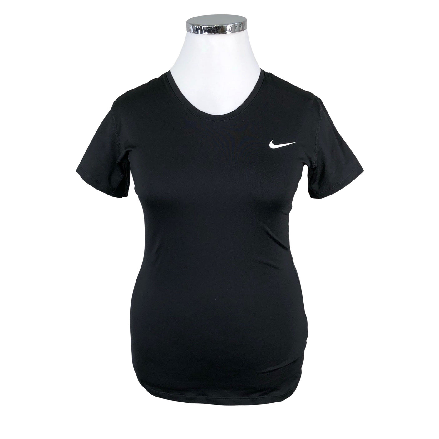Unisex Nike - Spordisärk, lühikesed käised, suurus 42 - Must (1)