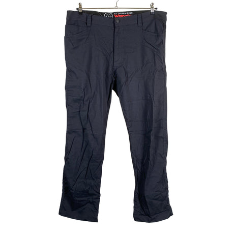 Unisex Wrangler - Õuepüksid, suurus XXL - Must ()