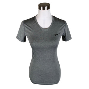 Unisex Nike - Spordisärk, lühikesed käised, suurus 36 - Hall (1)