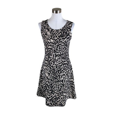 Unisex NOSH - Trikotaažist kleit, suurus 38 - Must ()