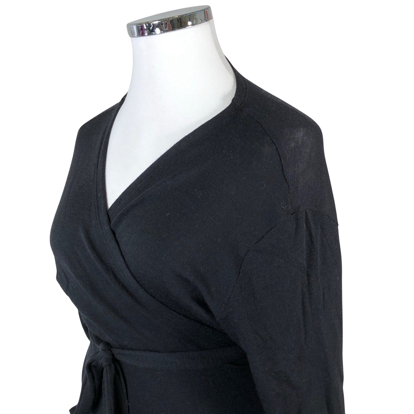 Unisex Niinmun design - Kootud kleit, suurus 42 - Must (2)