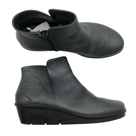 Unisex Ecco - Poolsaapad, suurus 39 - Hall ()