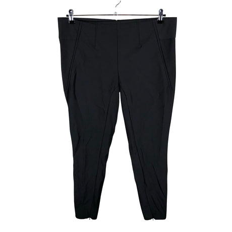 Unisex by Malene Birger - Mittevenivad püksid, suurus 44 - Must ()