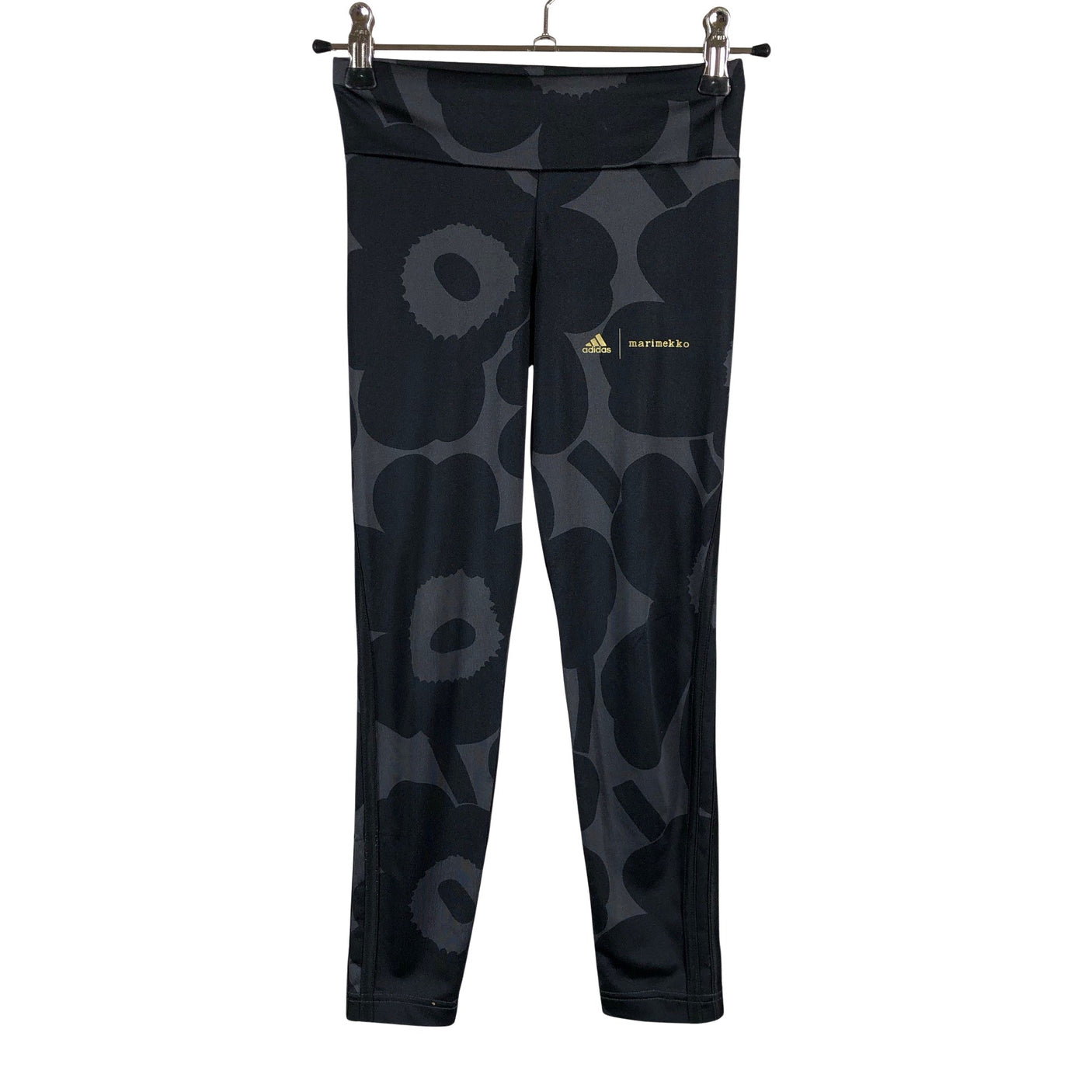 Unisex Adidas - Spordiretuusid, suurus 122 - 128 - Hall (1)