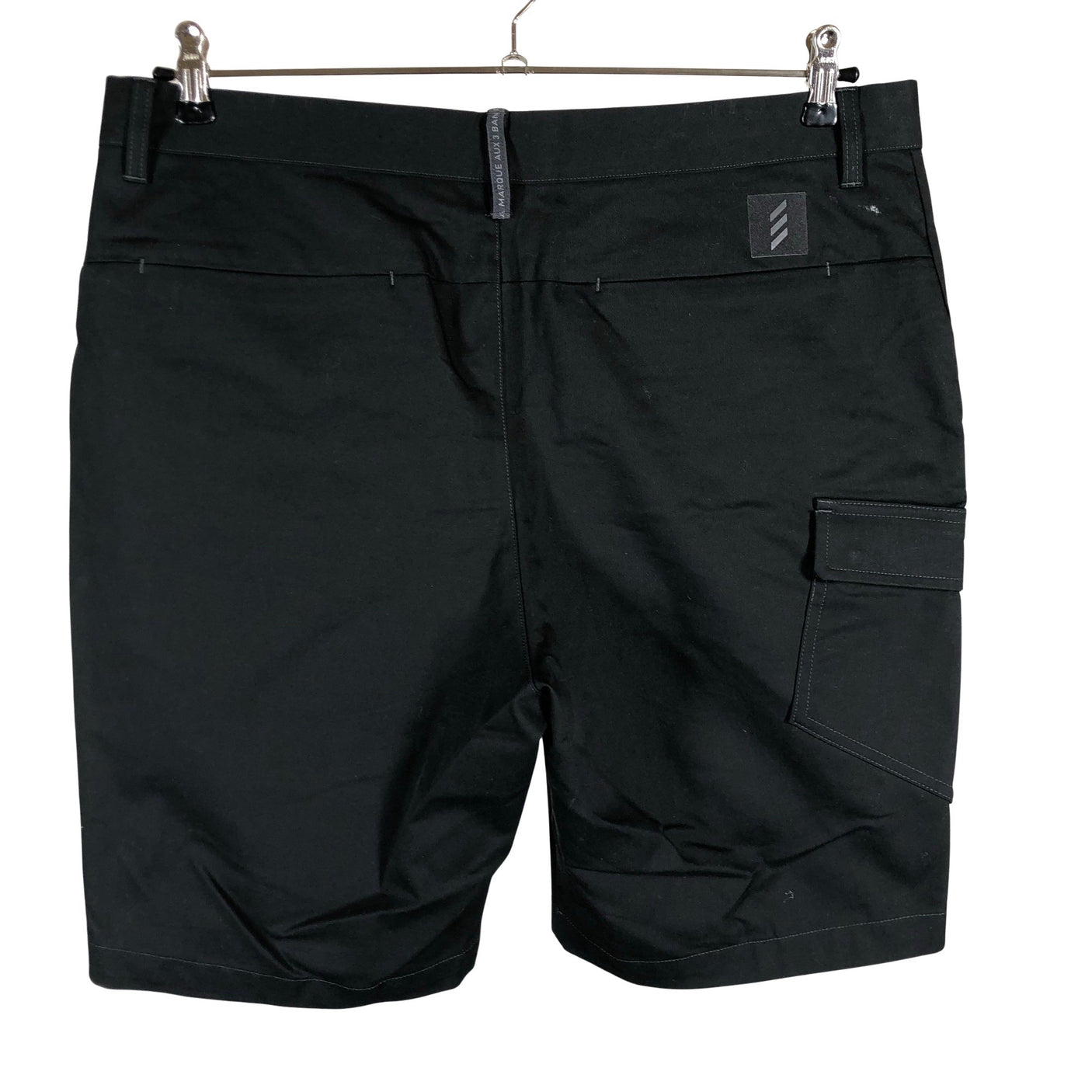 Unisex Adidas - Lühikesed spordipüksid, suurus XXL - Must (2)