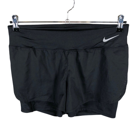 Unisex Nike - Lühikesed spordipüksid, suurus 40 - Must ()