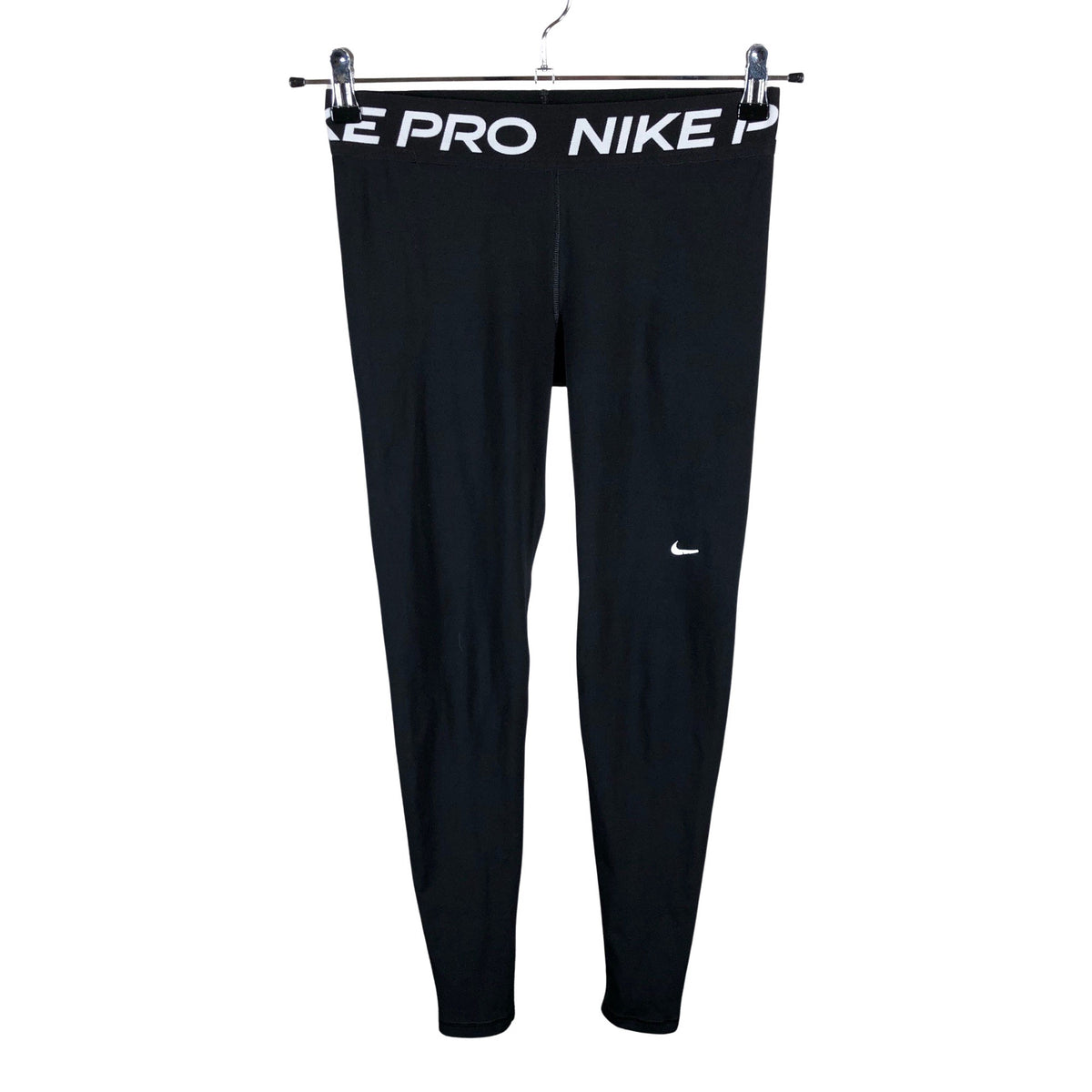 Unisex Nike - Spordiretuusid, suurus 38 - Must (1)