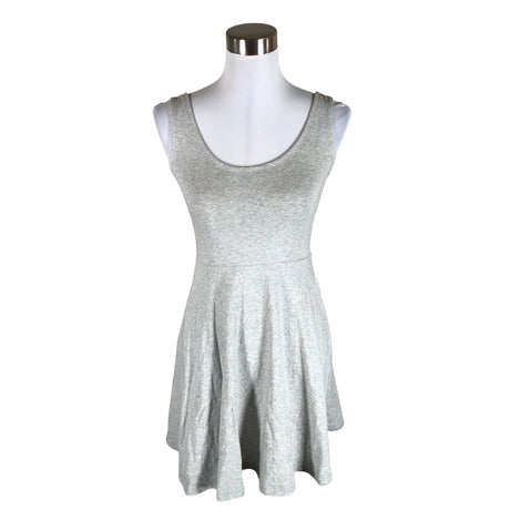 Unisex Benetton - Trikotaažist kleit, suurus 34 - Hall ()